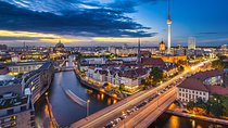 Berlin History Tour with a Local Expert: 100% Personalized & Private