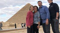 Pyramids, Sphinx, Museum of Antiquities, Grand Bazaar (Souq) - Private Day Tour