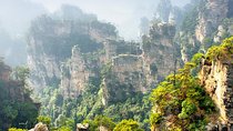 Private 2-Night Zhangjiajie Avatar and Tianmen Mountain Tour