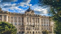Private Madrid Walking Tour with Royal Palace tickets