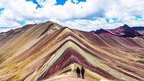 Vinicunca 7-Color Mountain Tour – Andean Adventure