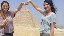 Cairo layover to Giza pyramids and Egyptian museum
