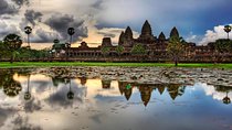 Two-days tour discovering Angkor Wat, Beng Mealea Temple and Floating Village