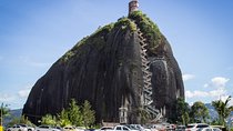 Tour to Guatapé + Rumbero Boat + Access to the Stone