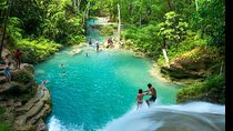 Shared Dunn's River and Blue Hole Tour from Ocho Rios 