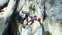 Aquatic canyoning near Benidorm. Estret de les Penyes Bollulla