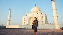 2 Days Delhi and Agra Tour with Taj Mahal Sunrise