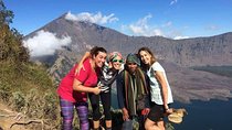 Hiking Rinjani Volcano To Crater rim Senaru 2 Days, Group - Syam Trekker