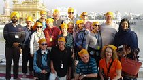 Amritsar 1 Day Guided Tour-Golden Temple, Jalliawala Bagh, Wagah