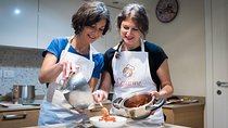 Cesarine: Small group Pasta and Tiramisu class in Siena