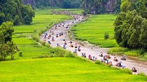 Full Day Hoa Lu and Tam Coc DELUXE Tour Including BUFFET Lunch