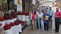 Mumbai Spice Markets and Bazaars Tour with Guide and Transport