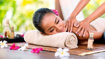  Cleopatra's Deluxe Spa Treatment with Massage