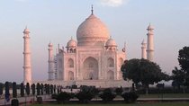 Taj Mahal, Agra Fort, & Fatehpur Sikri Day trip From Delhi by car