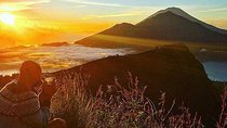 BALI TREKKING SUNRICE in TOP MOUNT BATUR 