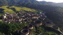 All Inclusive Xiamen Private Layover Tour to Hakka Tulou Village with Options