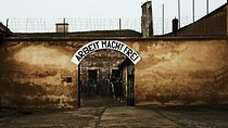 Terezin in Spanish with tickets and transportation from Prague.