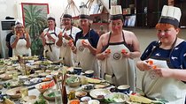 Experience half-day cooking class with market visit 
