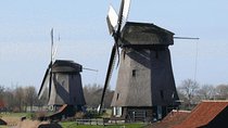 Holland Low Country: Water, Windmills and Wooden shoes