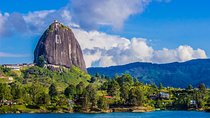 Guatape: Adventure, color and landscape