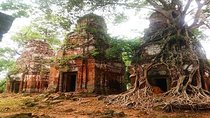 Exploring the Hidden Gems of Koh Ker and Beng Mealea Day trip