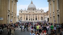 Premium Rome in a day: Vatican, Colosseum and Forum Private Tour with Pick-Up