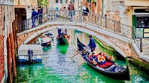 Venice Walking Tour and Gondola Ride