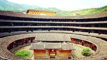 Round Trip Transfer Between the Most Picturesque Chuxi Tulou Cluster and Xiamen