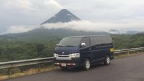 Private Roundtrip Shuttle from San Jose airport to La Fortuna/ Arenal