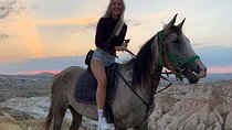 4-Hour-Horsebackriding-Tour through Cappadocia