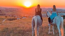 Sunset Horsebackriding-Tour through the Valleys of Cappadocia