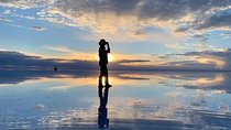 Private: Sunset and starlight tour in Uyuni salt flats.
