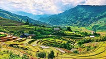 From Hanoi: 3 Days Luxury Sapa Trek & Fansipan Peak with Dcar