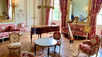 Versailles Palace & Marie-Antoinette's Estate Full Day Private Tour from Paris