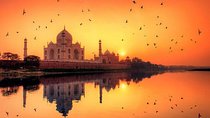 Sunrise Taj Mahal Tour From Delhi