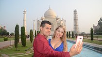 Private Day Tour of Taj Mahal and Agra Fort By Super fast train 