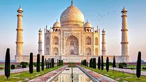 Private Luxury 4 Days Golden Triangle Tour of Delhi, Agra & Jaipur