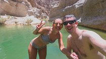 Wadi Shab full day tour (Muscat tours) : Weddings & Honeymoon