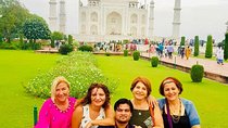 Private Taj Mahal, Agra Fort, Baby Taj & Meal Tour by car