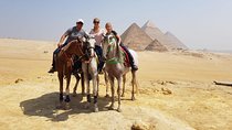 Day tour with Guide to Giza Pyramids, Sakkara, Dahshur and Memphis