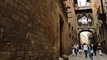 Walking tour of the Gothic Quarter of Barcelona + Cathedral