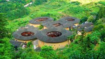 Tour Guide and Car: Private Day Tour to Tianluokeng Tulou and Gaobei Tulou