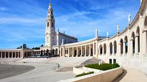 Day trip to Fatima, Batalha Monastery, Ericeira and Òbidos