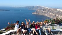 Shore Excursion: Customizable Santorini Tour