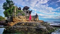 Tanah Lot Temple, Waterfall & Ubud Tour (Private & All-Inclusive)
