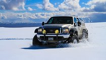 Golden Circle Glacier Super Jeep Tour / guided private tour