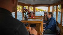 Private Boat Tours Amsterdam & welcome drink Amsterdam canals