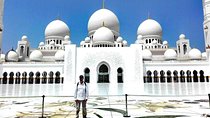 Abu Dhabi Day tour with Sheikh Zayed Grand mosque 