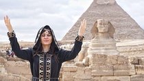 Half Day tour to Visit Giza Pyramids and Sphinx Strat from Cairo Airport 