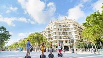 2,5h Gaudí's Works Segway Tour